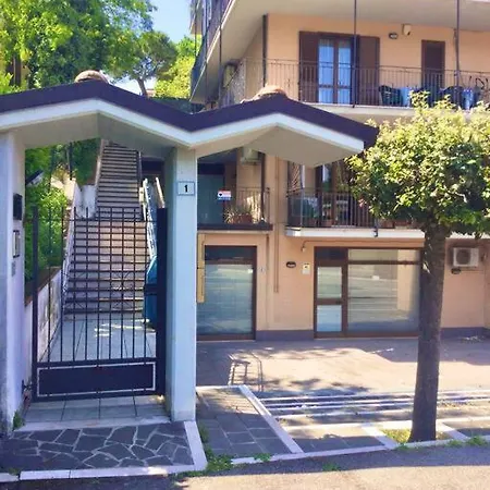 Apartamento “ Fonte Del Borgo” *