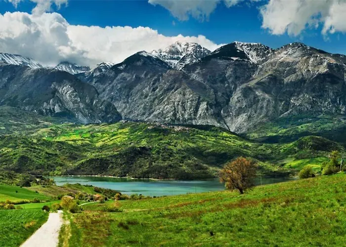 “ Fonte Del Borgo” *